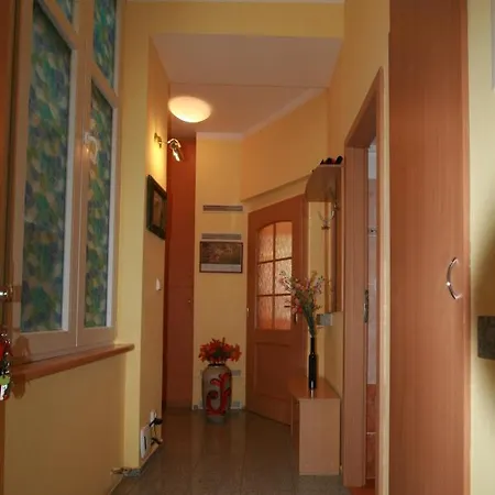 Apartment No. 2 Trziste 29 Karlovy Vary Exterior photo